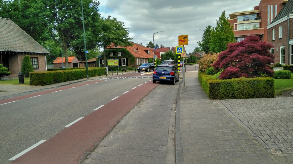 Kunstmatige structuren op wegen in Nederland